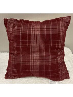 Hearth And Hand with Magnolia Decorative Pillow 18x18 In Red Plaid remover cover
